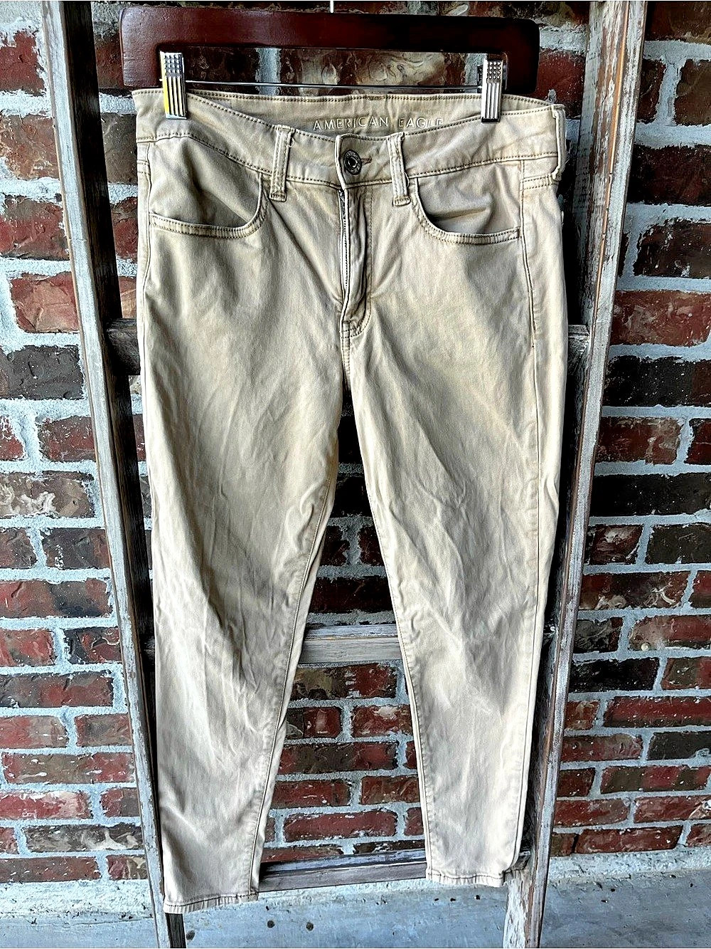 American Eagle Super Stretch Jegging Beige Size 8